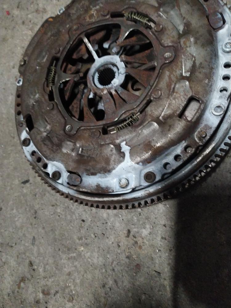 комплект сцепления Volkswagen Transporter T5 2009, 1.9 л., BRS, дизель, микроавтобус - фото №1