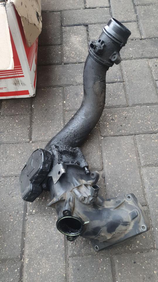 заслонка дроссельная Mercedes-Benz Sprinter 2 поколение (W906) 2012, 2.2 л., CDi, дизель - фото №1