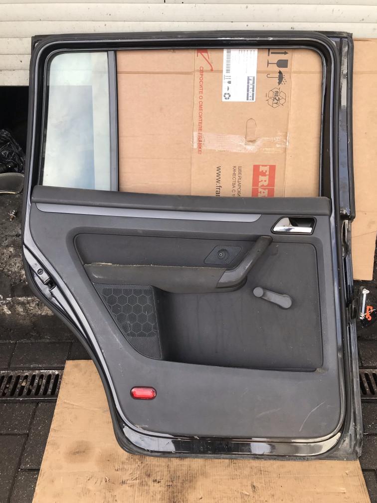 дверь задняя левая Volkswagen Touran 1 поколение 2004, 1.9 л., AVQ, дизель, минивэн - фото №1