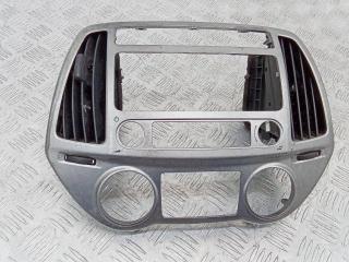 дефлектор обдува салона Hyundai i20 1 поколение 2012