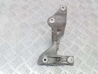 кронштейн компрессора кондиционера Renault Megane 3 поколение 2012, 147177968R