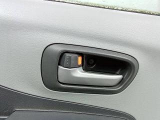 ручка внутренняя передняя левая Suzuki Alto 5 поколение 2011