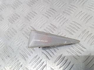 повторитель поворота на крыле Renault Megane 2 поколение [рестайлинг] 2007, 8200633417