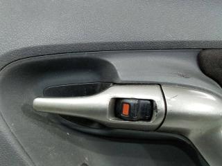 ручка внутренняя задняя правая Toyota Verso 1 поколение 2009