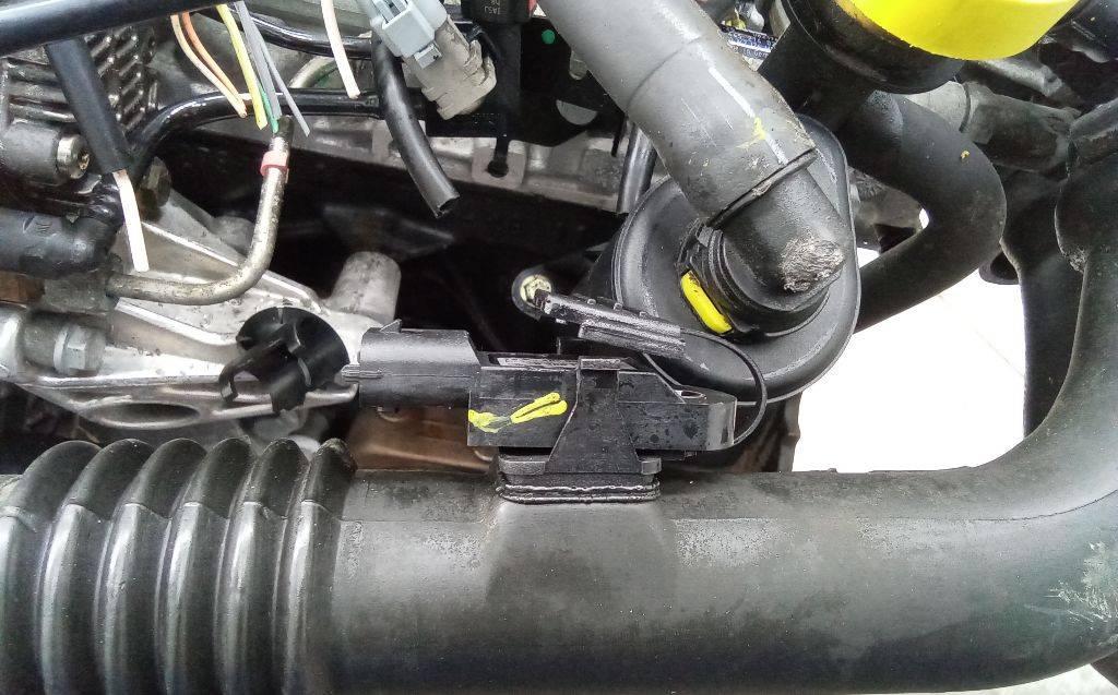 датчик абсолютного давления Renault Scenic 2 поколение 2004, 1.9 л., дизель, МКПП, 8200168253 - фото №1