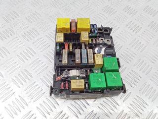 блок предохранителей Peugeot 208 1 поколение 2015, 9804848480