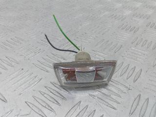 повторитель поворота на крыле Opel Astra H 2007, 13252455