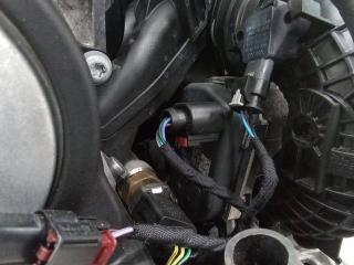 заслонка дроссельная Volkswagen T-Roc 1 поколение 2019, 1.5 л., бензин, МКПП, 04E133062