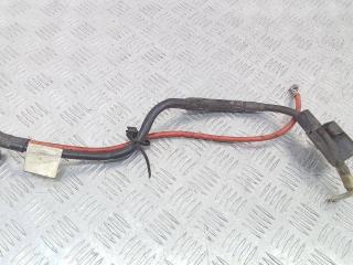 плюсовой провод аккумулятора Volkswagen Passat B6 2009, 2.0 л., дизель, МКПП