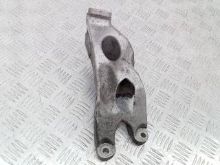 кронштейн двигателя Audi A4 B7 2009, 8K0199307