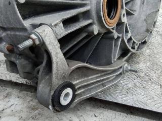 кронштейн КПП Volvo S40 1 поколение [рестайлинг] 2004, 2.0 л., дизель, МКПП, 3M516P093