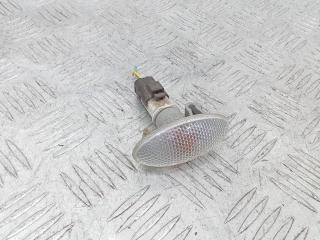 повторитель поворота на крыле Peugeot 407 1 поколение 2007