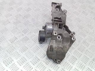 кронштейн генератора Renault Megane 3 поколение 2008, 1.5 л., дизель, МКПП, 8200669495