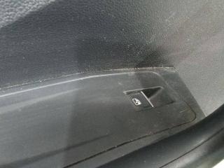 кнопка стеклоподъемника двери Volkswagen T-Roc 1 поколение 2019