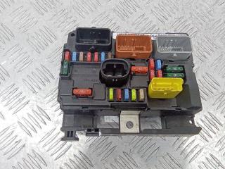 блок предохранителей Peugeot 207 1 поколение [рестайлинг] 2011, 9667199780