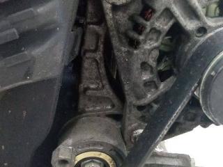 кронштейн генератора Renault Clio 3 поколение 2009, 1.5 л., дизель