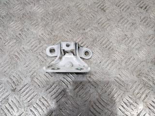 петля двери Kia Sportage 4 поколение 2016