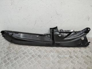 планка под капот BMW 7 серия F01/F02 2012, 3.0 л., дизель, 7347399