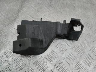 крепление бампера Audi Q5 8R 2011, 8R0807284