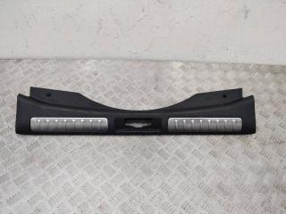 накладка внутренняя на заднюю панель кузова Land Rover Range Rover Evoque 1 поколение [рестайлинг] 2016, BJ3M113A10AD, BJ32113A10AD