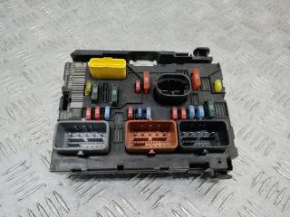 блок предохранителей Peugeot 307 1 поколение [рестайлинг] 2005, L04, 9659741880