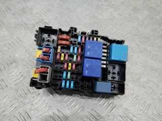 блок предохранителей Renault Megane 4 поколение 2016, 243800453R