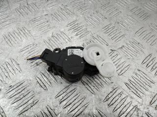 моторчик заслонки печки Renault Kadjar 1 поколение 2018, T32088B