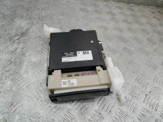 блок предохранителей Toyota C-HR 1 поколение AX10 2018, 89221F4020, 82730F4010B