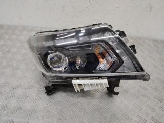 фара правая Nissan Navara D23 2021