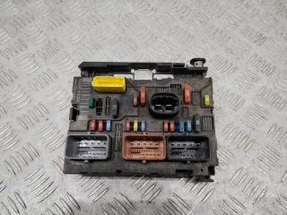 блок предохранителей Peugeot 307 1 поколение 2005, 9659742080, L06