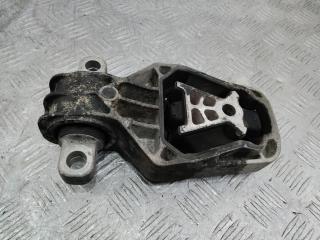 подушка крепления двигателя Mercedes-Benz A-Класс W176 [рестайлинг] 2016, A2462401209