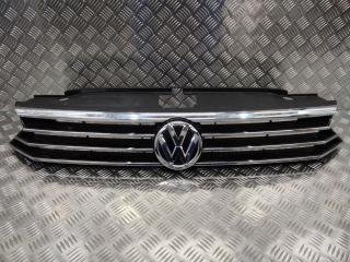 решетка радиатора Volkswagen Passat B8 2016, 3G0853653