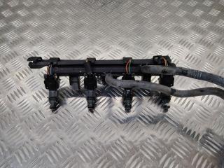 топливная рампа Volkswagen Polo 3 поколение [рестайлинг] 2000, 030133319AA