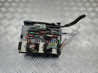 блок предохранителей Peugeot 3008 1 поколение 2010, R02, 9675877980