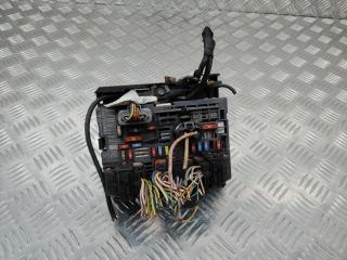 блок предохранителей Citroen C5 2 поколение 2010, 9667044980, R02