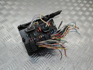 блок предохранителей Peugeot 307 1 поколение 2005, 9659742080, L06