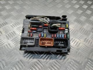 блок предохранителей Citroen C5 2 поколение 2012, R02, 9675877980