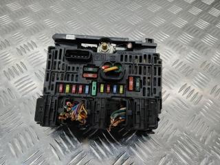 блок предохранителей Citroen C5 1 поколение [рестайлинг] 2005, L06, 9657718780