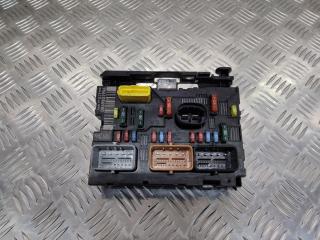 блок предохранителей Peugeot 307 1 поколение [рестайлинг] 2006, электро, 9661086980, L10