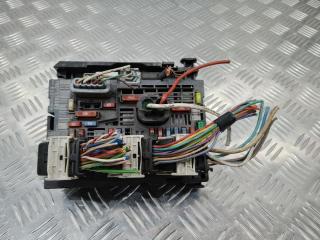 блок предохранителей Peugeot 308 1 поколение [рестайлинг] 2013, R05, 9807028880