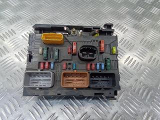 блок предохранителей Peugeot 207 1 поколение 2006, 9661708180