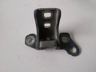 петля двери Renault Clio 3 поколение 2008