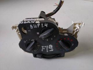 блок управления печки / климат-контроля Renault Logan 1 поколение 2006, 103319R