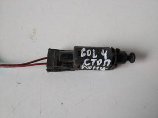 Датчик педали тормоза (лягушка) Volkswagen Golf 4 поколение 2004, 191945515