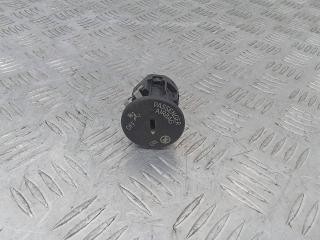 кнопка (выключатель) BMW 2 серия F22/F23 2017, купе, 9326501