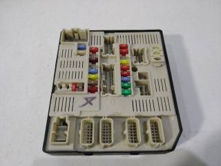 блок предохранителей Renault Laguna 2 поколение [рестайлинг] 2007, 284B60012R