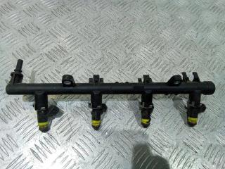 топливная рампа Renault Megane 2 поколение 2005, 1.6 л., бензин, 8200135504