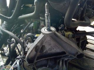 кронштейн КПП Renault Espace 4 поколение 2006, 2.2 л., дизель, МКПП, 8200013681