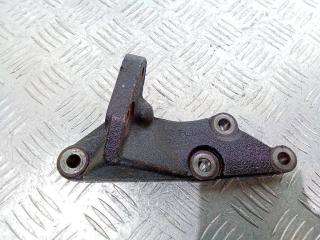 кронштейн двигателя Toyota Yaris P1 [рестайлинг] 2003, 1.4 л., дизель, 1231533020