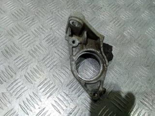 кронштейн полуоси Renault Scenic 2 поколение 2006, 1.9 л., дизель, МКПП, 8200187544